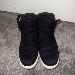 Izod Black Casual Ankle Boots